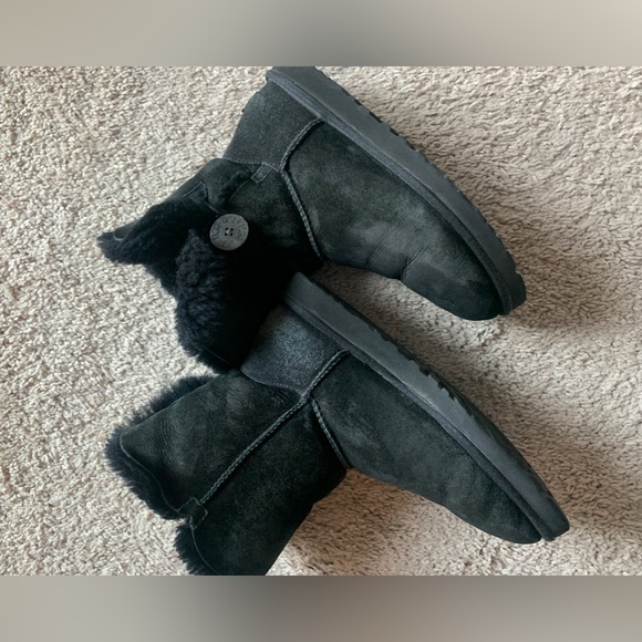UGG Bailey Button Suede Boots - Picture 5 of 11